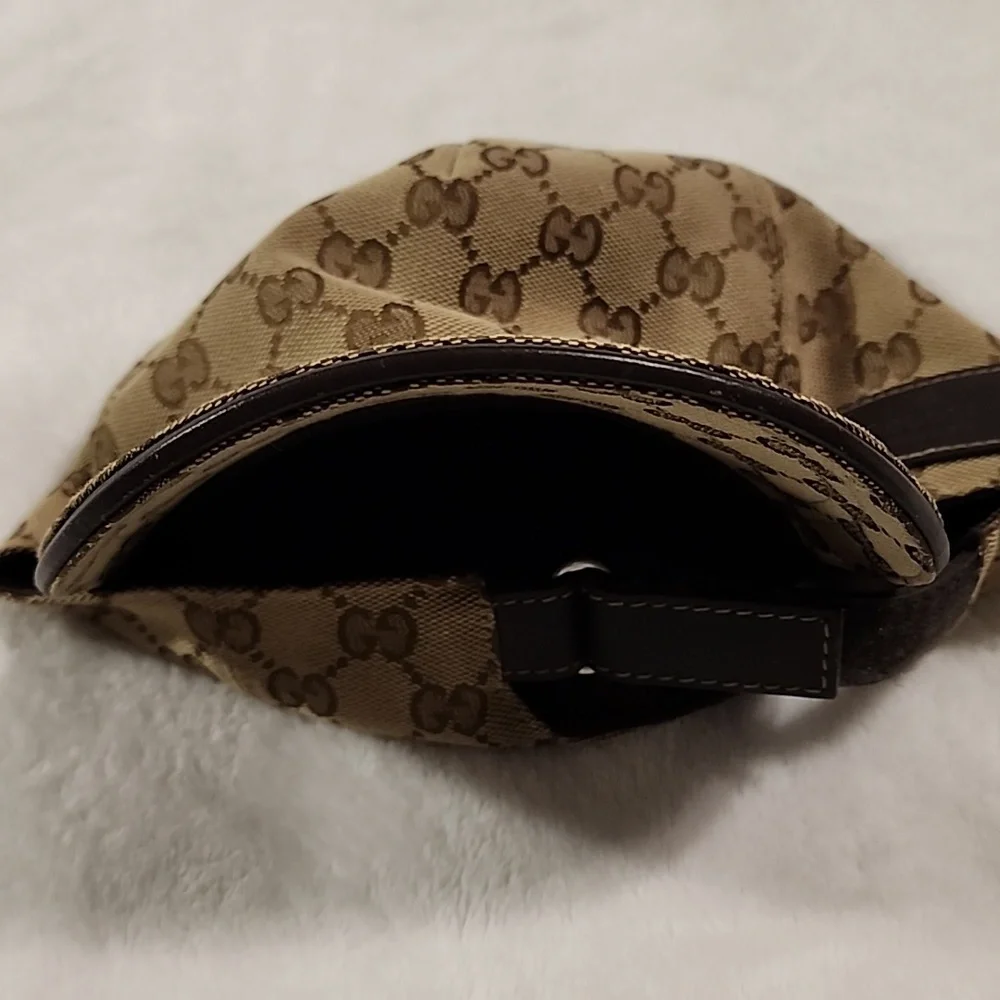 GUCCI - Picture 8 of 10